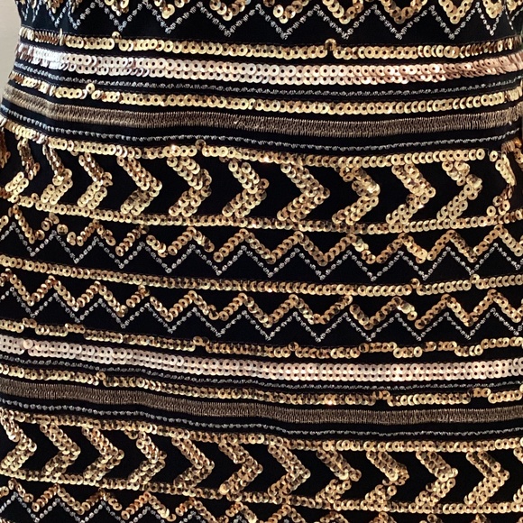 NWT GIANNI BINI GB BLACK AND GOLD SEQUENCE EMBELLISHED COCKTAIL DRESS SZ M - Picture 9 of 16
